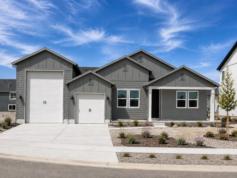 Eden-Farmhouse-with-RV-Garage
